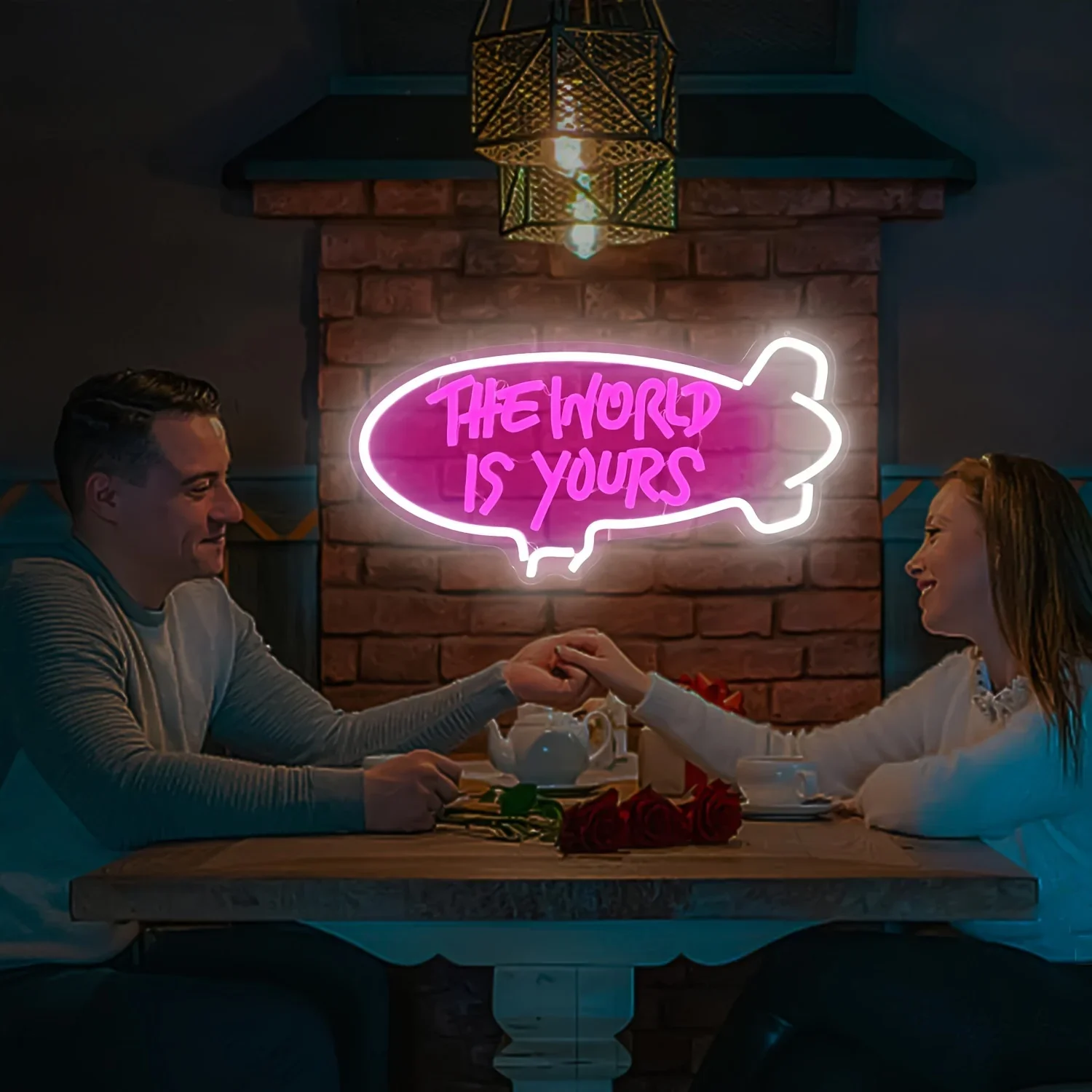 The World Is Yours Blimp Neon  - Outdoor Lighting For Your Home recension och pris