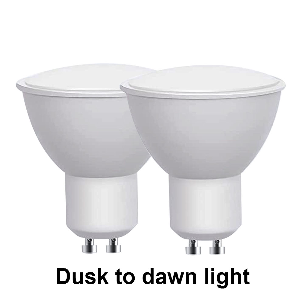 2-Piece Auto Working Light LED - Dusk To Dawn Bulb recension och pris